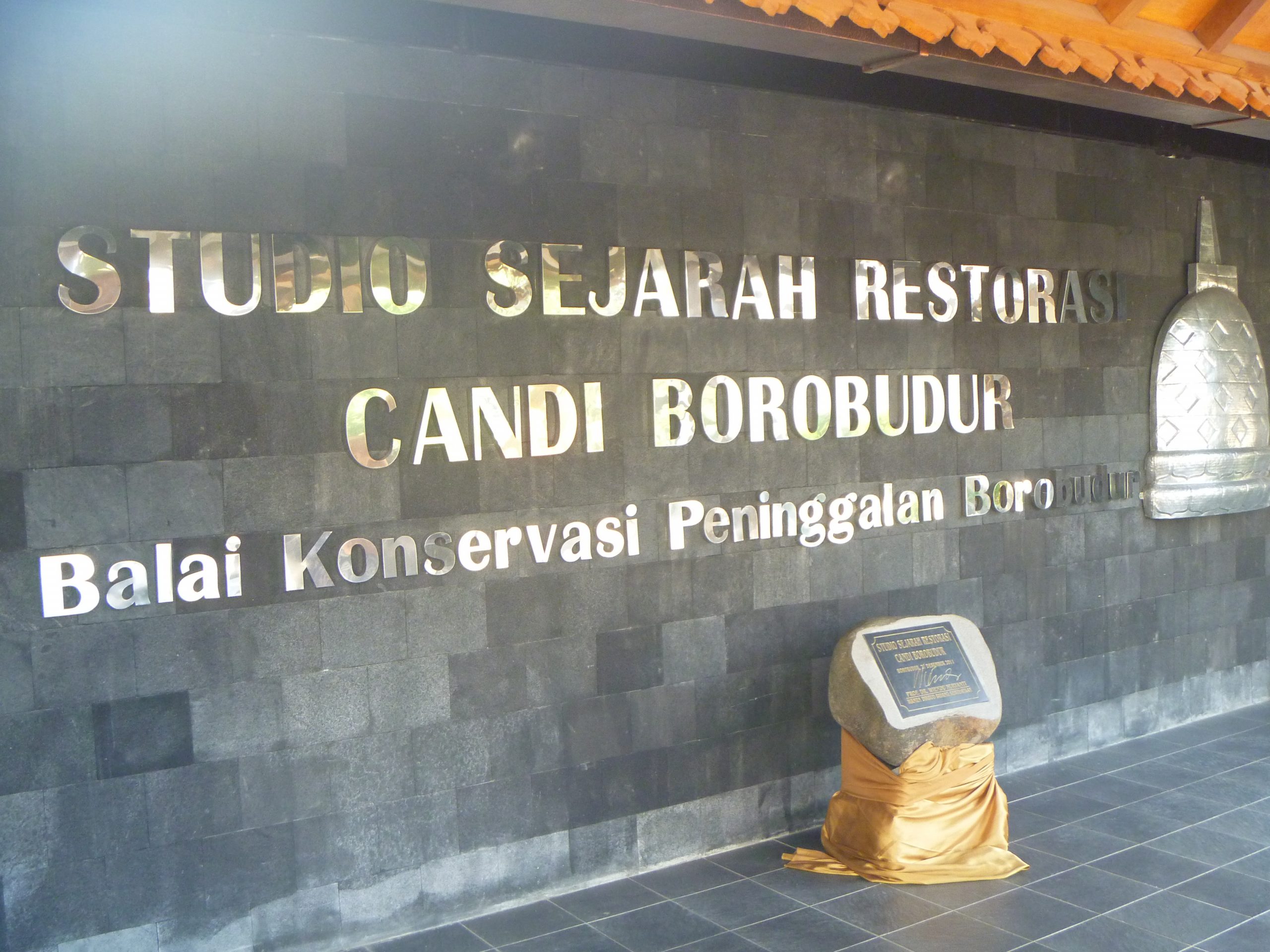 Studio sejarah restorasi Candi Borobudur